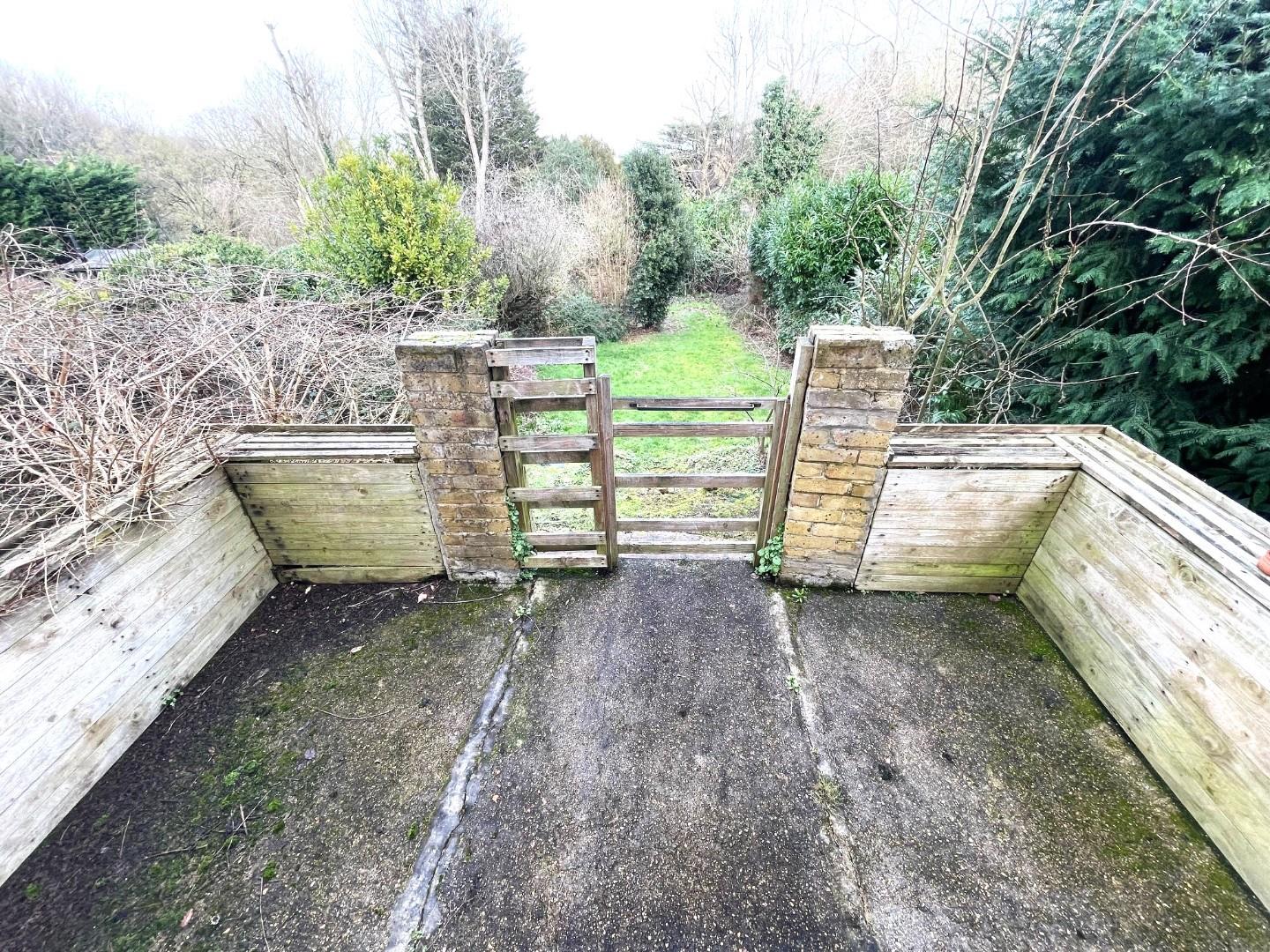 The Ridgeway, Mill Hill